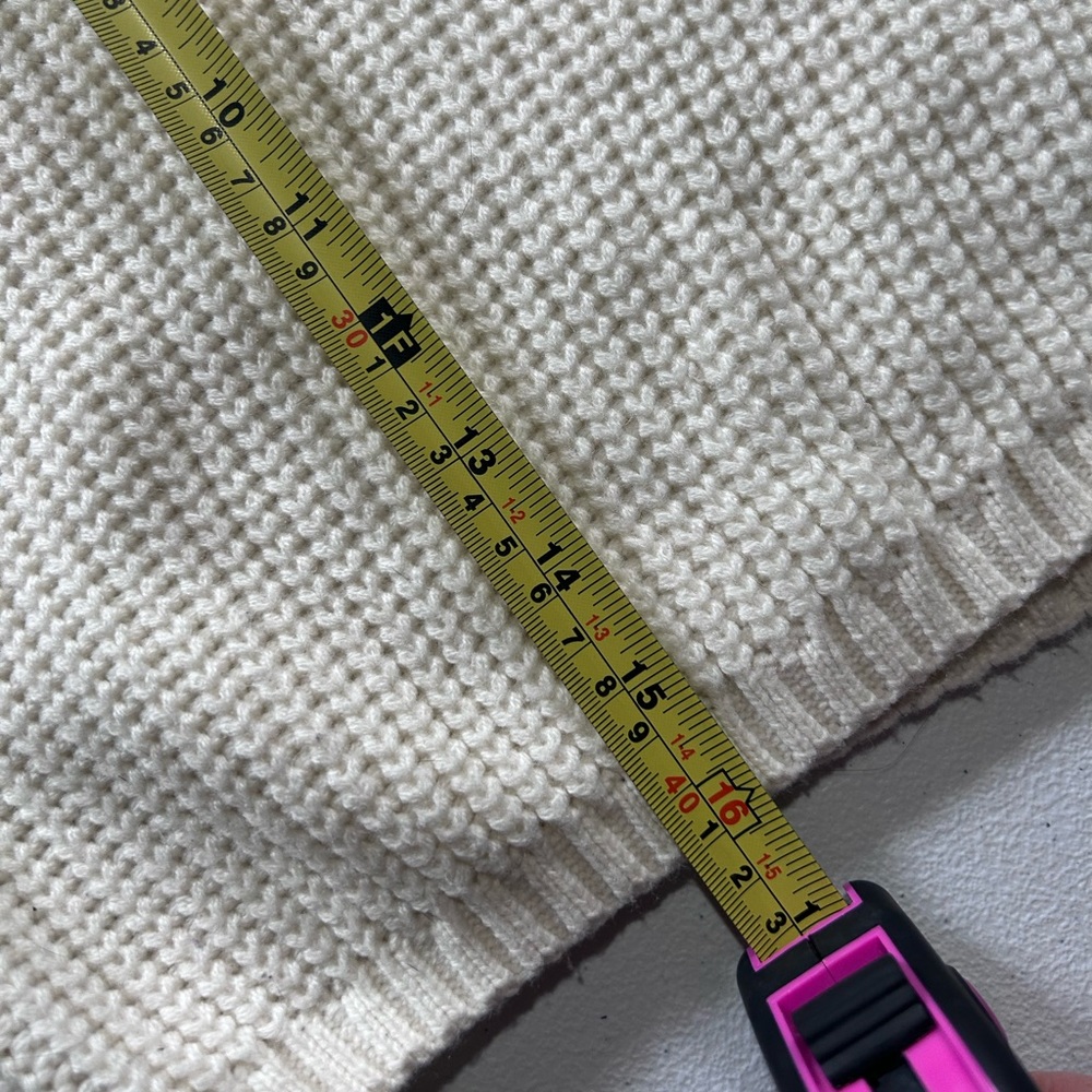 SHEIN Cropped Sweater - Picture 7 of 8